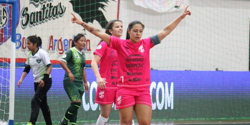 Leoas se anota en semifinales