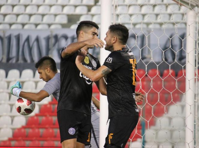 El líder Olimpia vence a General Díaz