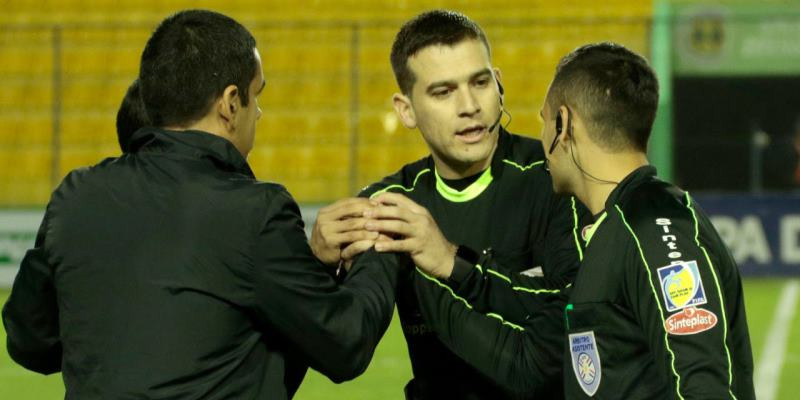 Jueces para la última fecha