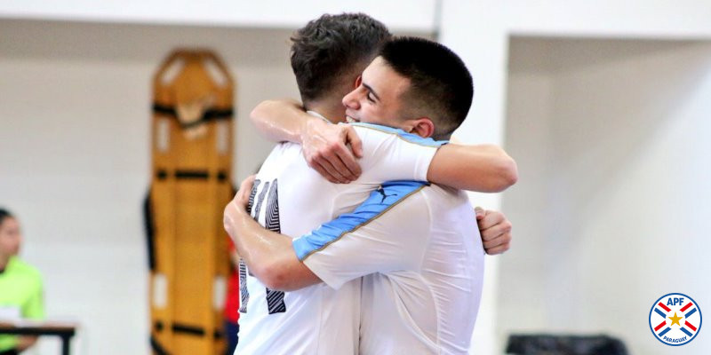 Uruguay sorprende a Argentina