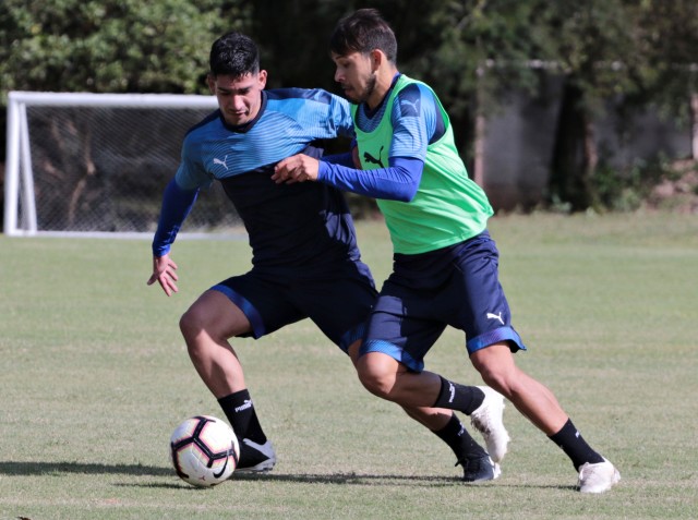 Fútbol en espacios reducidos, tarea principal del día de los albirrojos