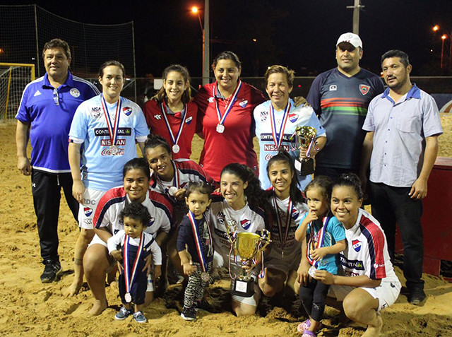 Nacional se consagró como flamante campeón en Fútbol de Playa Femenino