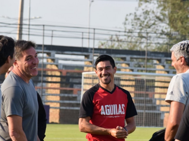 Cuerpo Técnico de la Albirroja visitó hoy el Club General Díaz