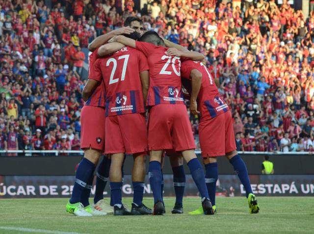 Cerro Porteño se impone a Guaraní con autoridad