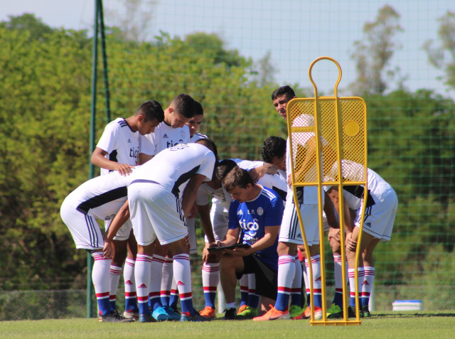 Albirroja Sub 23 cerró 3er. microciclo con tareas tácticas