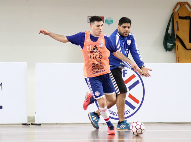 De la pizarra a la cancha