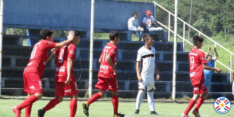 La novena arrancó en el este