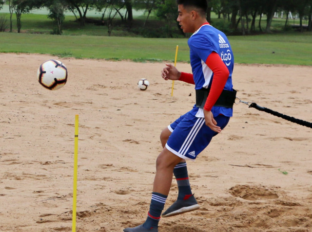 A doble turno con el Sudamericano en mente