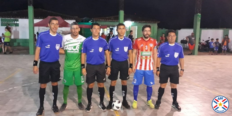 Pettirossi y Hayes empatan en Futsal