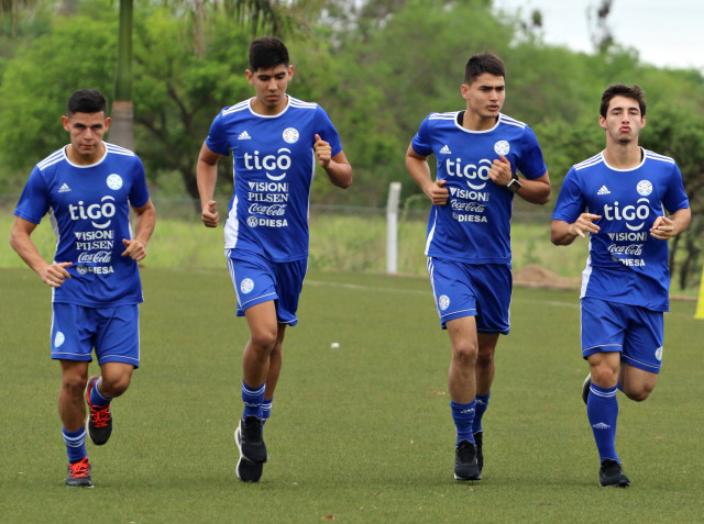 Con la mente puesta en el debut mundialista