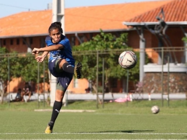 Cuando el fútbol y el estudio van de la mano