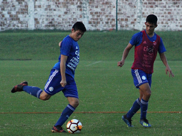 Albirroja Sub17 finaliza jornada con tareas recreativas