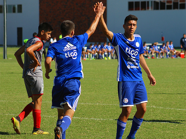 La Albirroja Sub 15 se impone a River Plate en amistosos