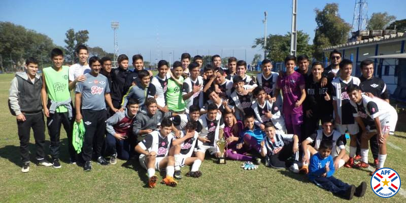 Libertad es el monarca en Sub 14