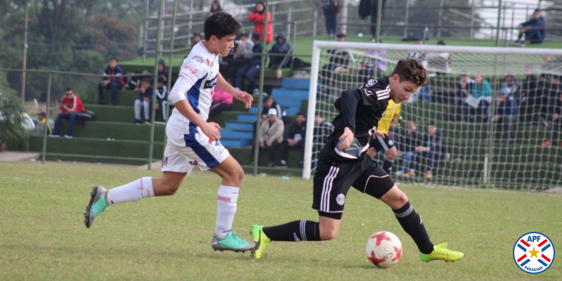 Continúa la primera fecha