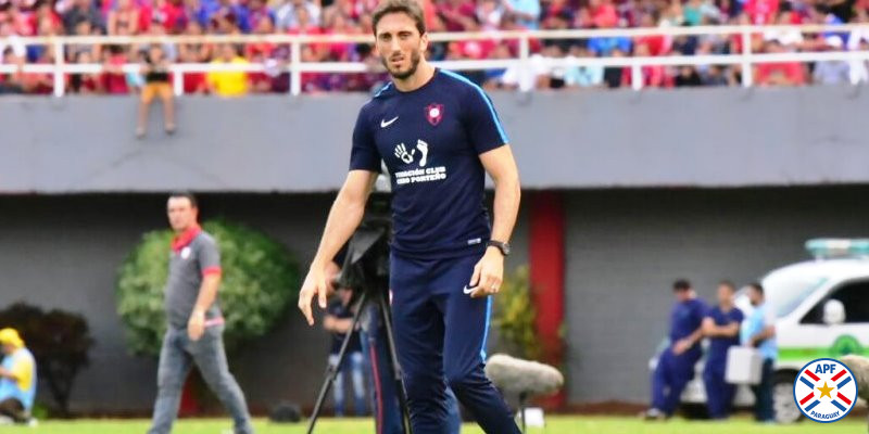 Tribunal suspende a Luis Zubeldía