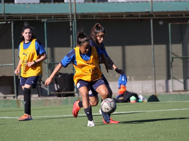 Aeróbicos y fútbol táctico como actividad principal