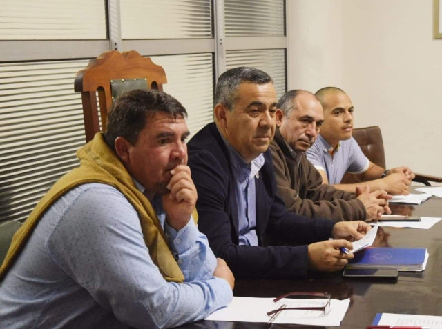 Puntero y escolta, cara a cara