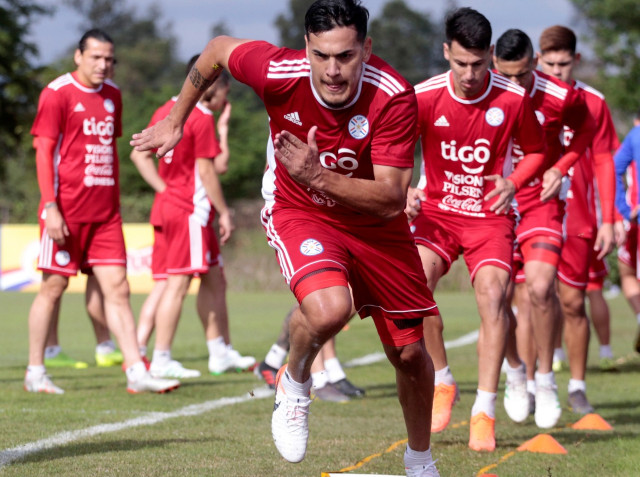 La Albirroja activó hoy con plantel completo antes de partir a Ciudad del Este