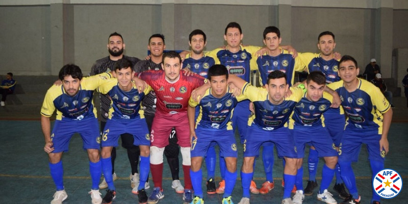 Colonial lidera la Liga Premium