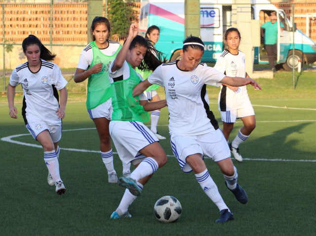A puro fútbol en el turno tarde
