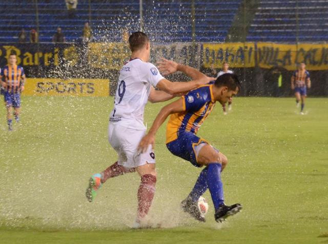 Juego suspendido entre Luqueño y Cerro Porteño por inclemencia del tiempo