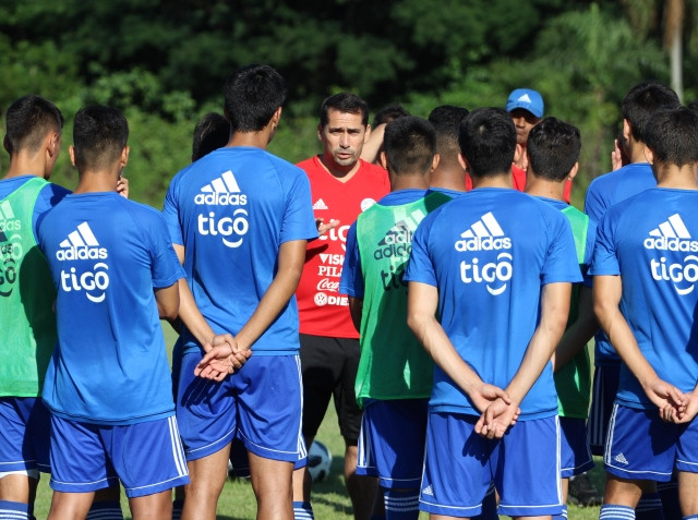 Albirroja Sub 16 iniciará  mañana preparativos para torneo internacional
