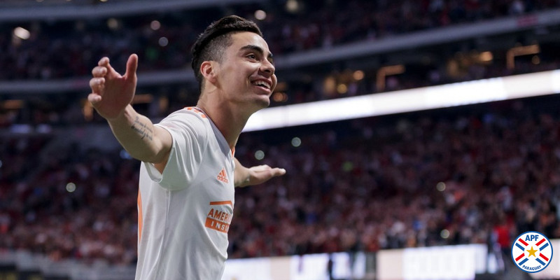 Doblete de Almirón en la MLS