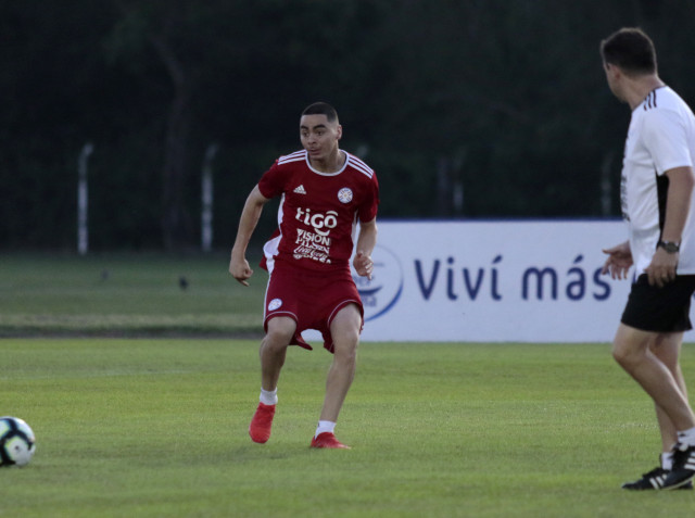 Copa América a la vista: La Albirroja viaja mañana a Río de Janeiro