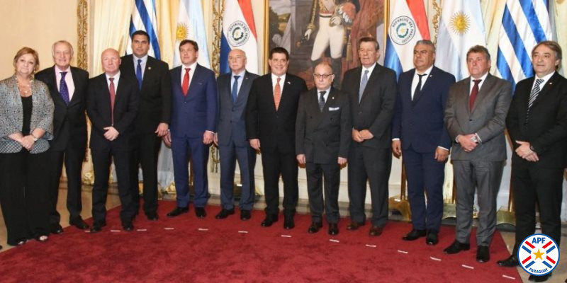 Acreditación para reunión Tripartita