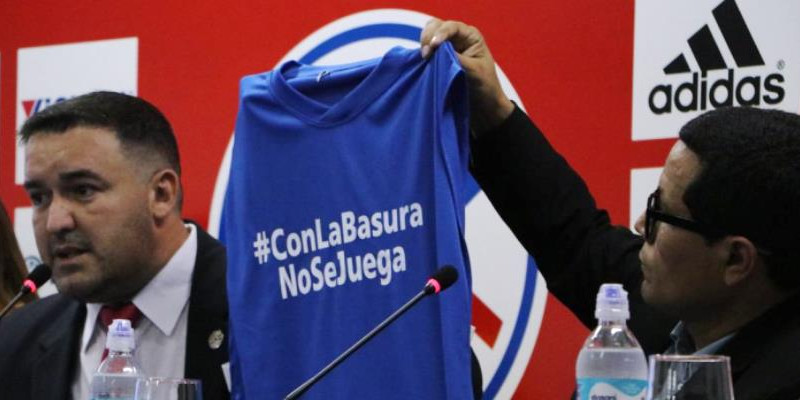 #ConLaBasura NoSeJuega