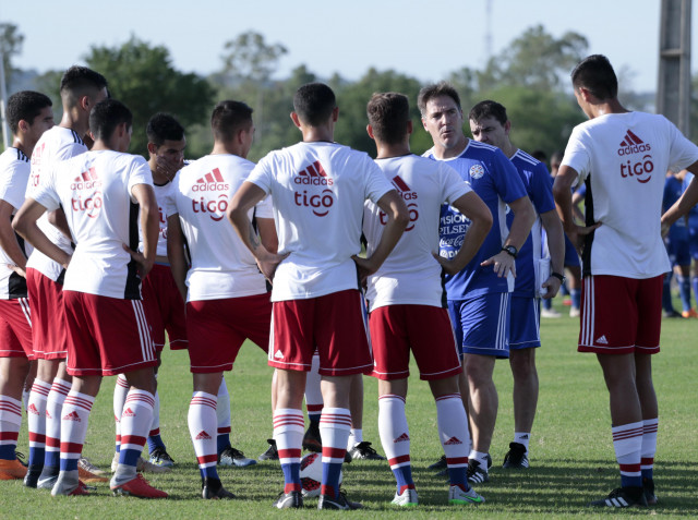 21 convocados activarán en 2da. semana de tareas del Sparring Albirrojo