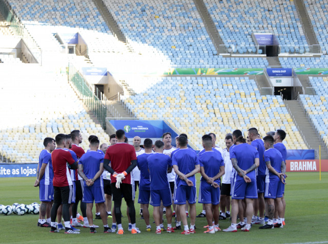 La selección paraguaya cerró su preparación en el mítico Maracaná